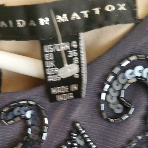 Aiden Mattox beautiful prom gown size 4 med - Picture 7 of 7